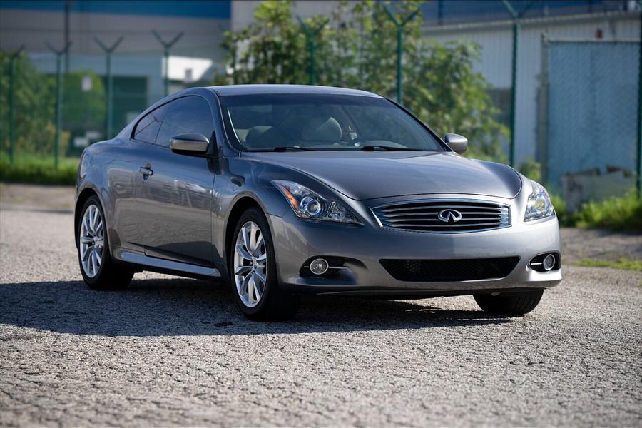 2011 INFINITI G37 Coupe