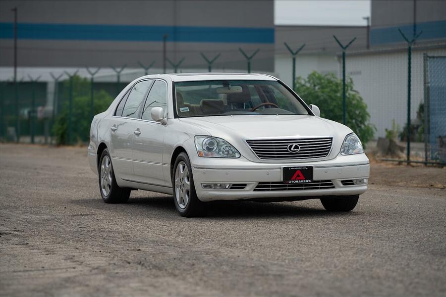 2004 Lexus LS