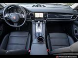 2016 Porsche Panamera photo 16