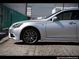 2013 Lexus LS photo 12