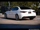 2019 Alfa Romeo Giulia photo 3